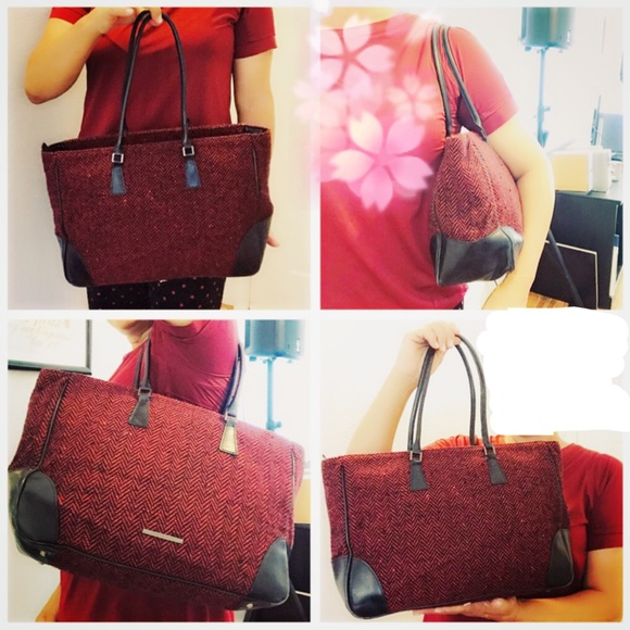 Auth Balenciaga Tweed Tote w Black Leather Trim